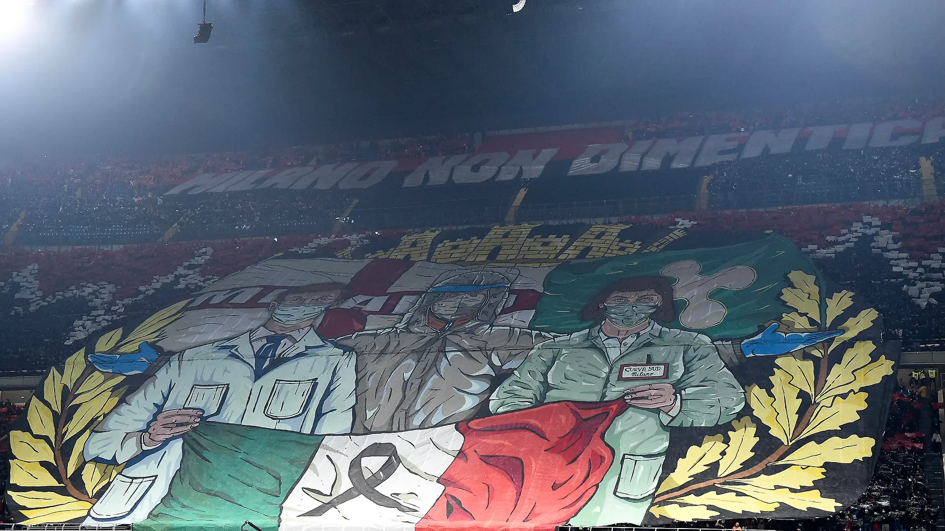 AC Milan v FC Internazionale - Serie A Fans of AC Milan show their support prior to the Serie A football match between AC Milan and FC Internazionale. Milan Italy Copyright: xNicolxCampox 