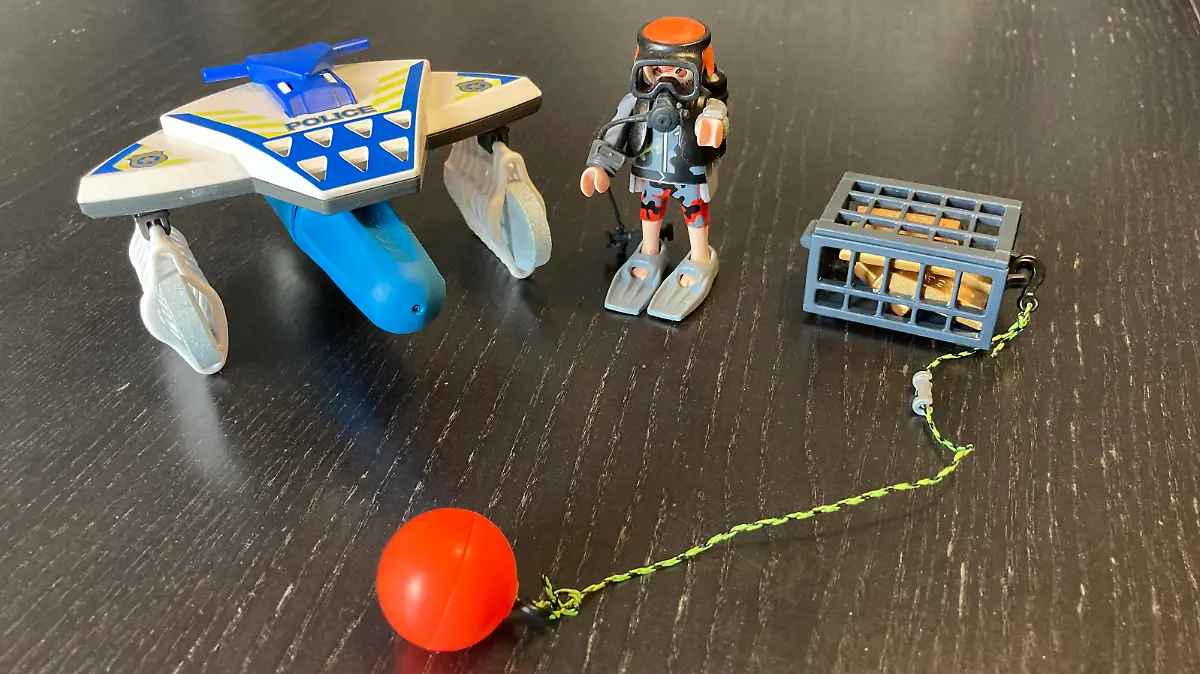 Der Wasserscooter aus dem Playmobil-Adventskalender Badespaß Polizeitaucheinsatz