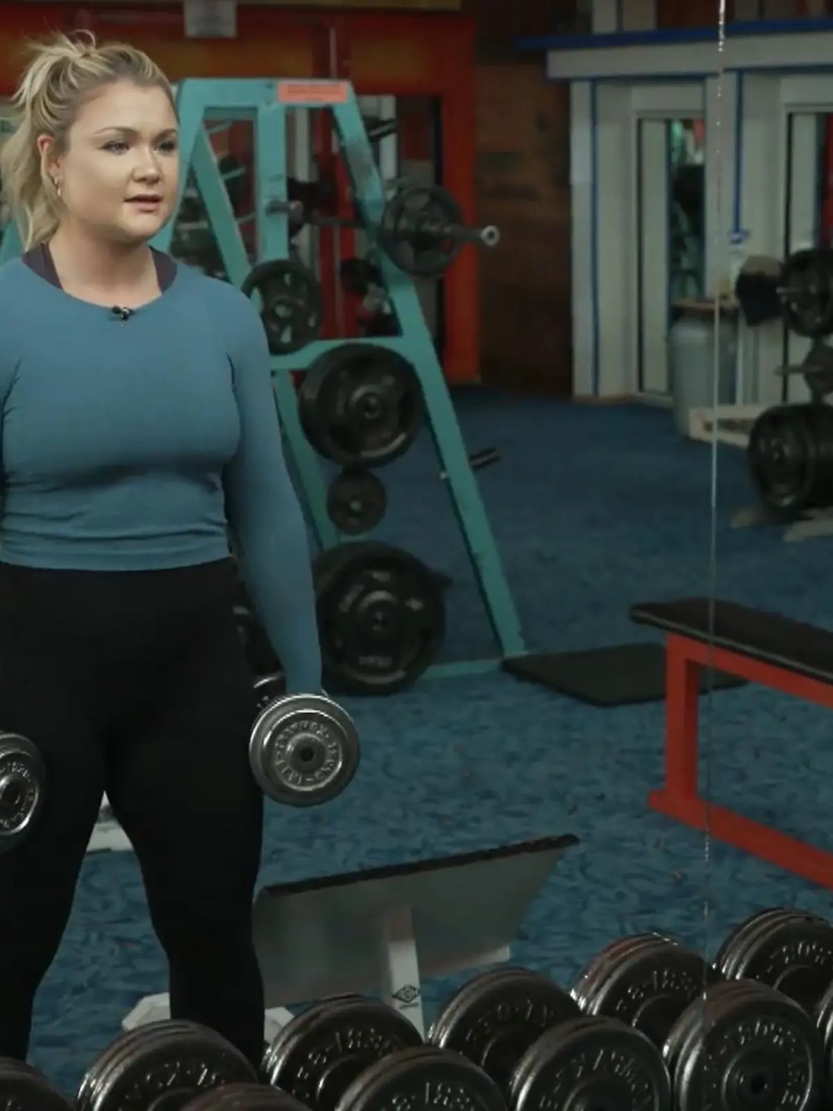 Sophia Thiel im Fitnessstudio