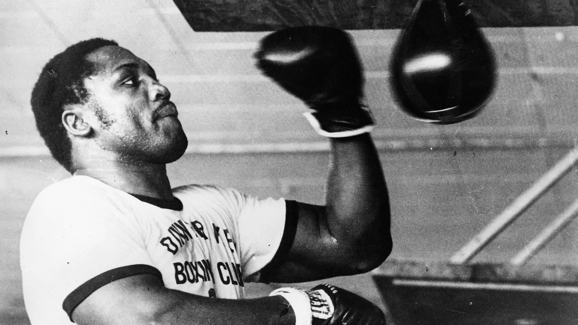 Bildnummer: 04861584  Datum: 08.05.1967  Copyright: imago/ZUMA Press/Keystone
 Smokin Joe Frazier (USA) -         PUBLICATIONxINxGERxSUIxAUTxONLY - ZUMAk09; kbneg Geschichte Historie Sporthistorie Sportgeschichte  sw  1967 quer o0 Aufnahmedatum geschätzt o0 Herren Boxen

Image number 04861584 date 08 05 1967 Copyright imago Zuma Press Keystone Smokin Joe Frazier USA PUBLICATIONxINxGERxSUIxAUTxONLY ZUMAk09 Kbneg History History Sports history Sports history SW 1967 horizontal o0 date estimated o0 men boxing 
