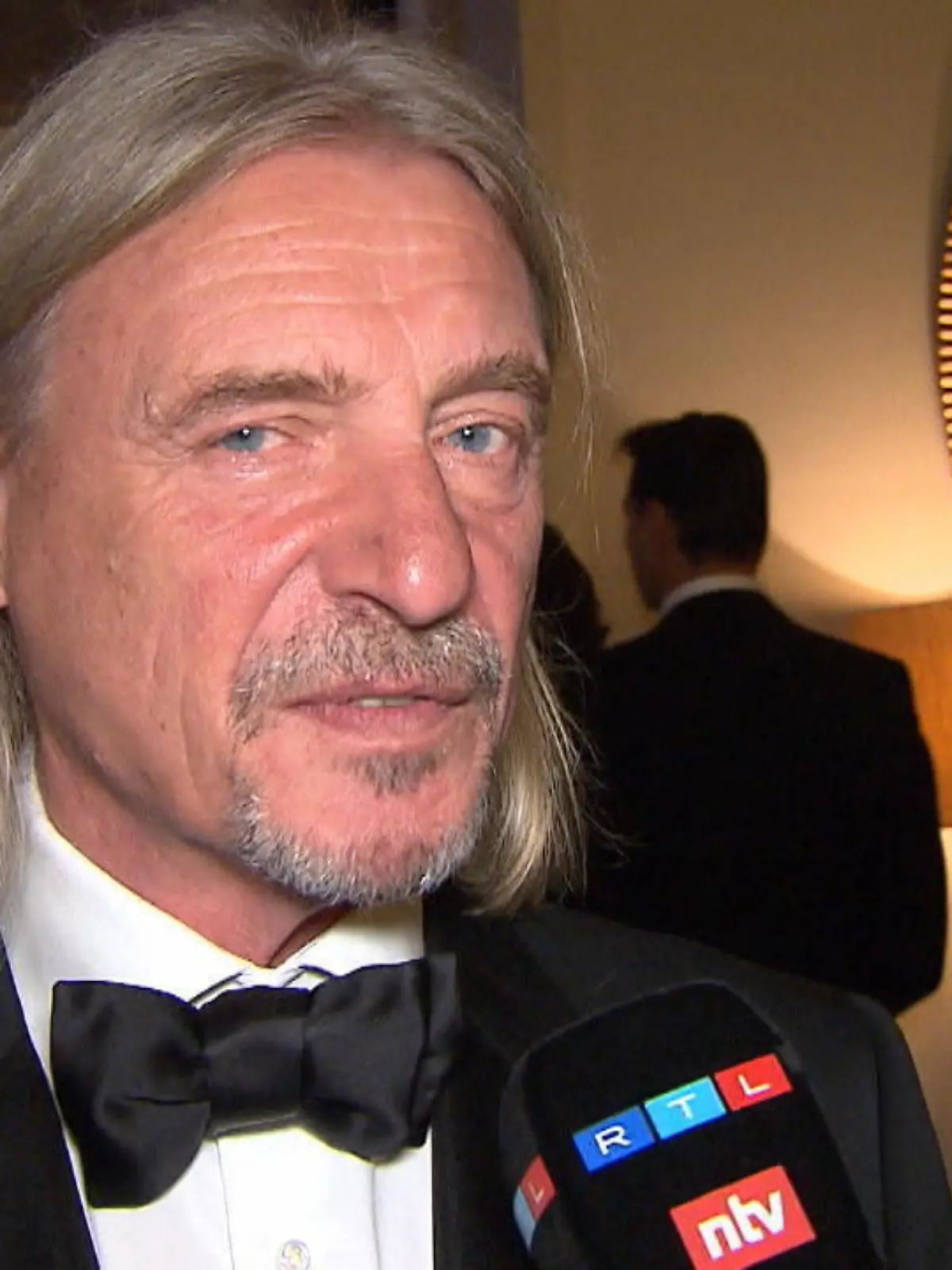 Frank Otto spricht auf dem 39. Deutschen Sportpresseball im RTL-Interview über seine Ex Nathalie Volk.