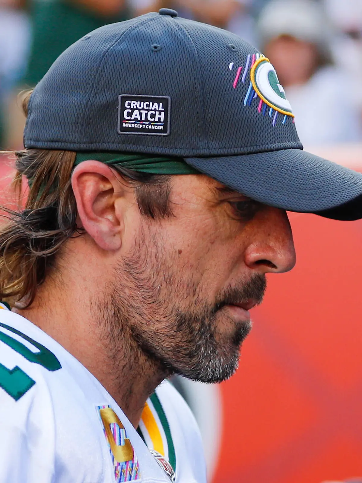 CINCINNATI, OH - OCTOBER 10: Green Bay Packers quarterback Aaron Rodgers 12 walks off the field after the game against the Green Bay Packers and the Cincinnati Bengals on October 10, 2021, at Paul Brown Stadium in Cincinnati, OH. Photo by Ian Johnson/Icon Sportswire NFL, American Football Herren, USA OCT 10 Packers at Bengals Icon211010160