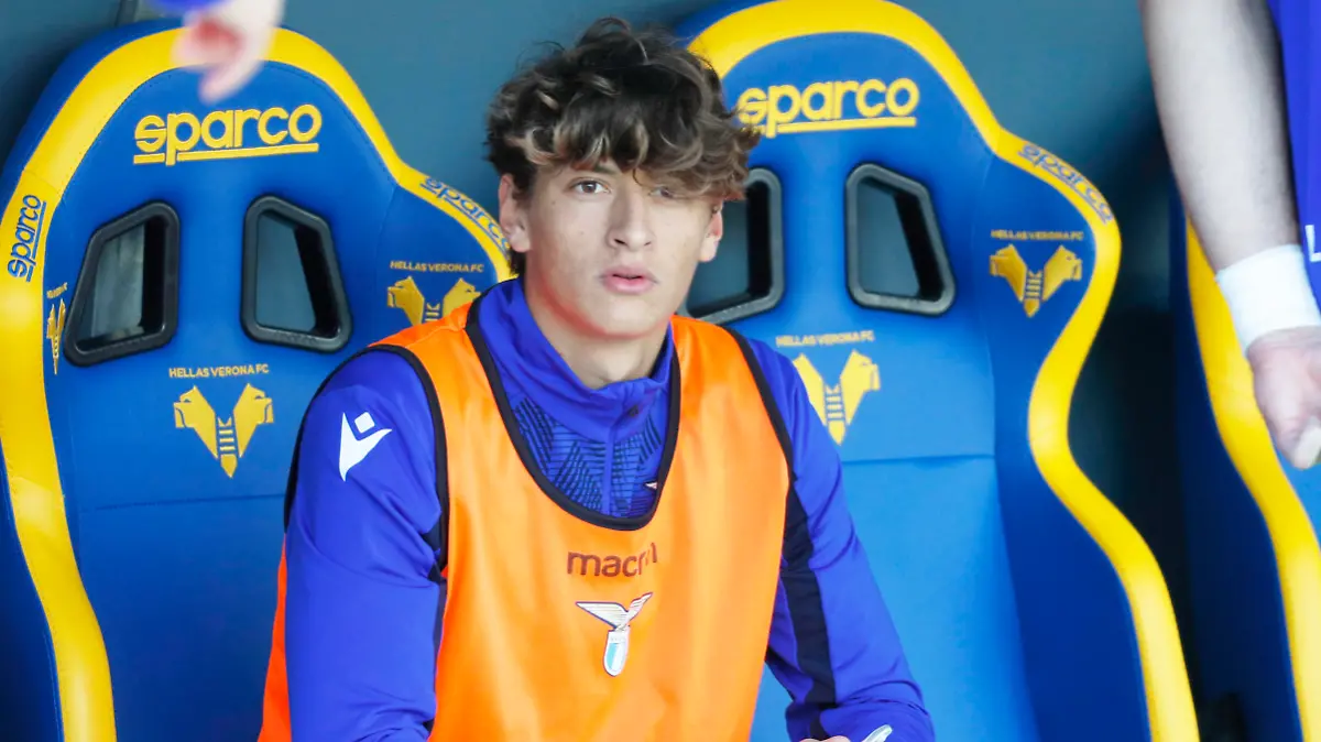 October 24, 2021, VERONA: Lazio's Romano Floriani Mussolini in action during the Italian Serie A soccer match Hellas Verona vs S.S. Lazio at Marcantonio Bentegodi stadium in Verona, Italy, 24 October 2021. .ANSA/EMANUELE PENNACCHIO (Credit Image: © ANSA via ZUMA Press