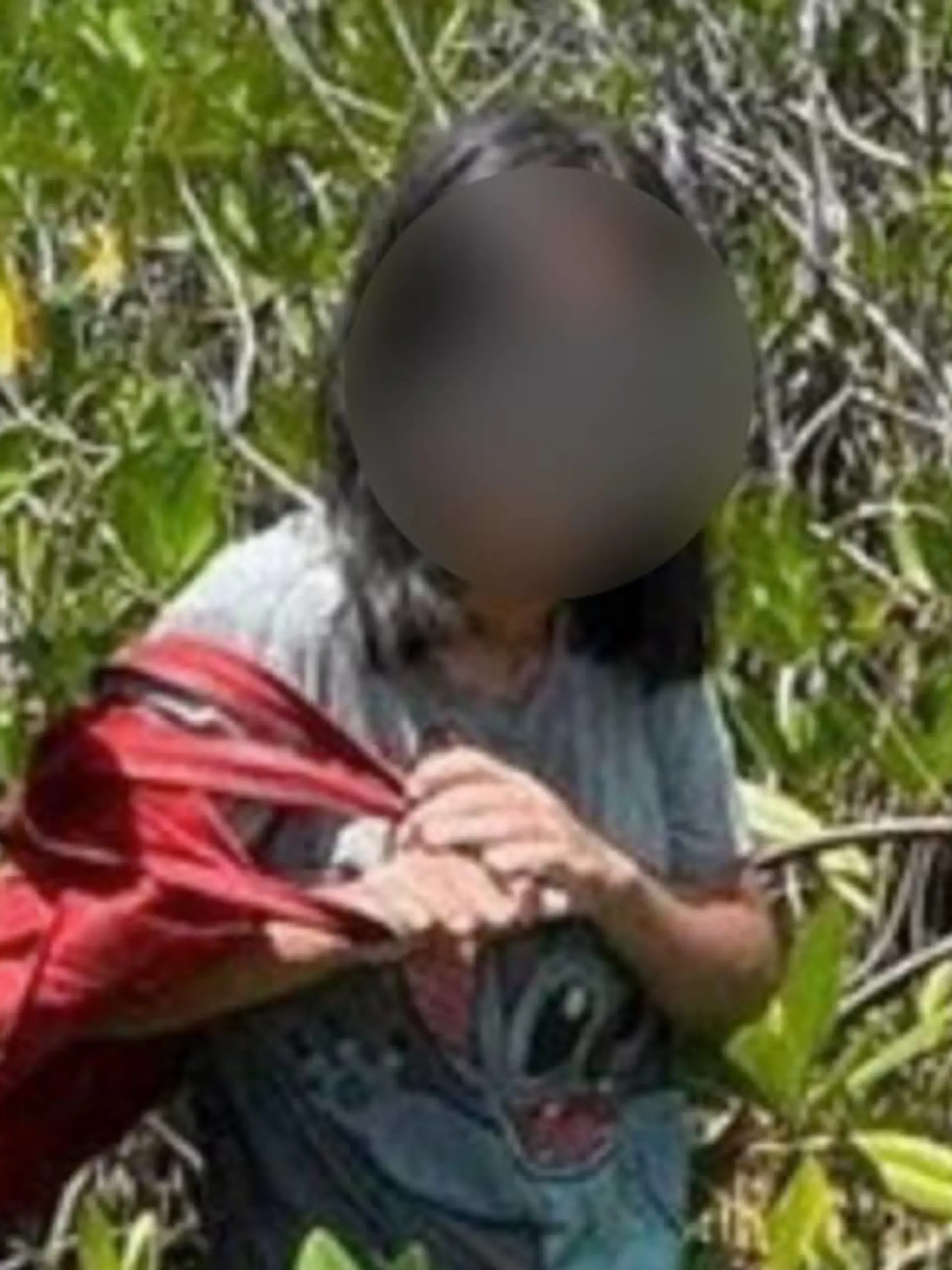 Eine 13-Jährige im Dschungel von Mexiko.