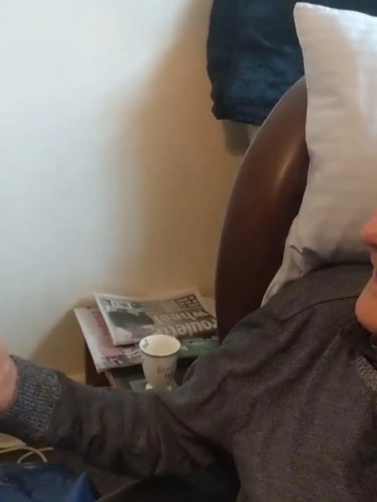 William aus Doncaster, Großbritannien ist stolze 96 Jahre alt. Mittlerweile ist er pflegebedürftig und ans Bett gefesselt. Er liebt jedoch Pferde - weswegen seine Familie sich ein ganz besonderes Geschenk für den Senioren ausgedacht hat.