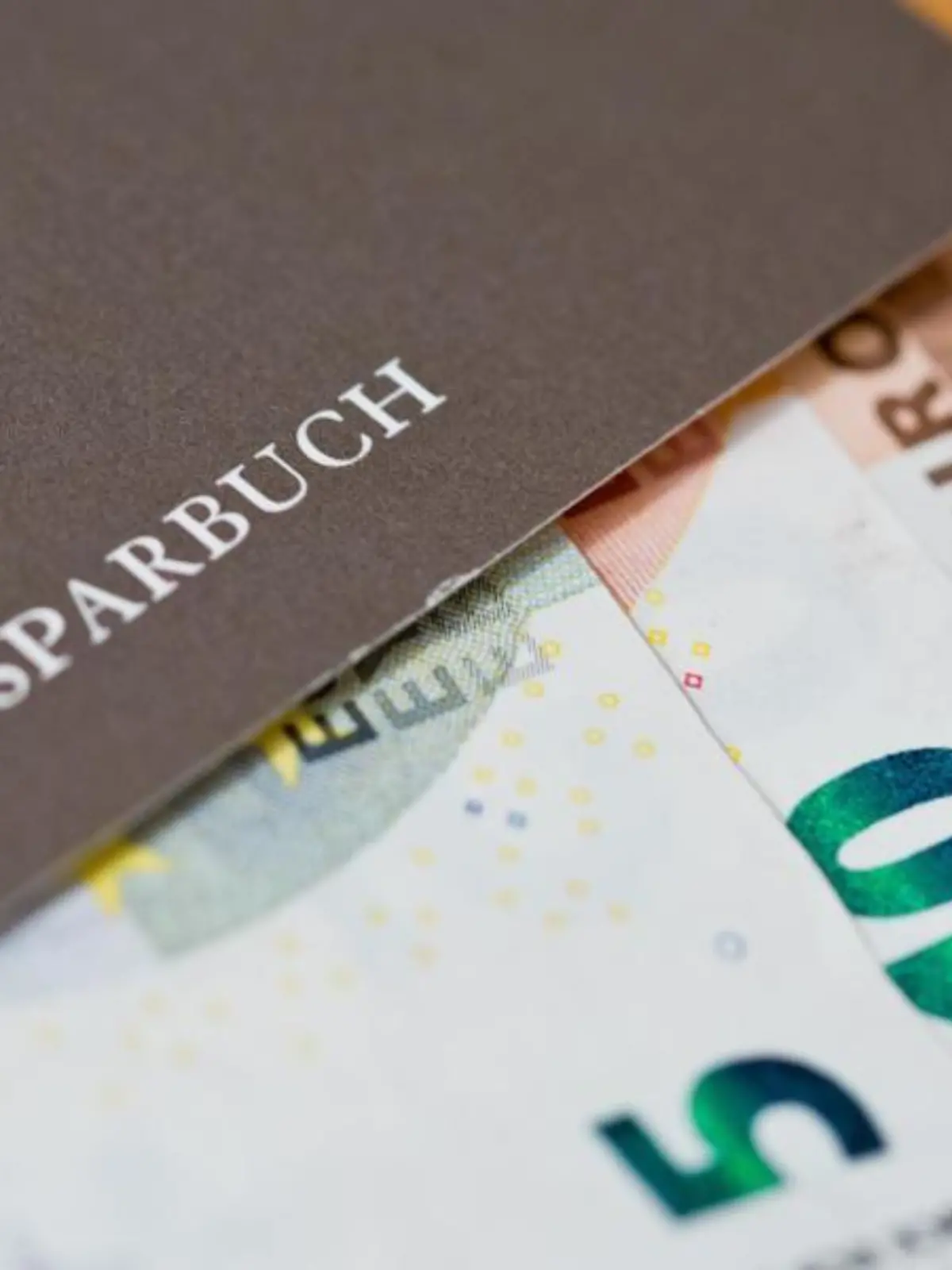 Negativzinsen für hohe Sparsummen
