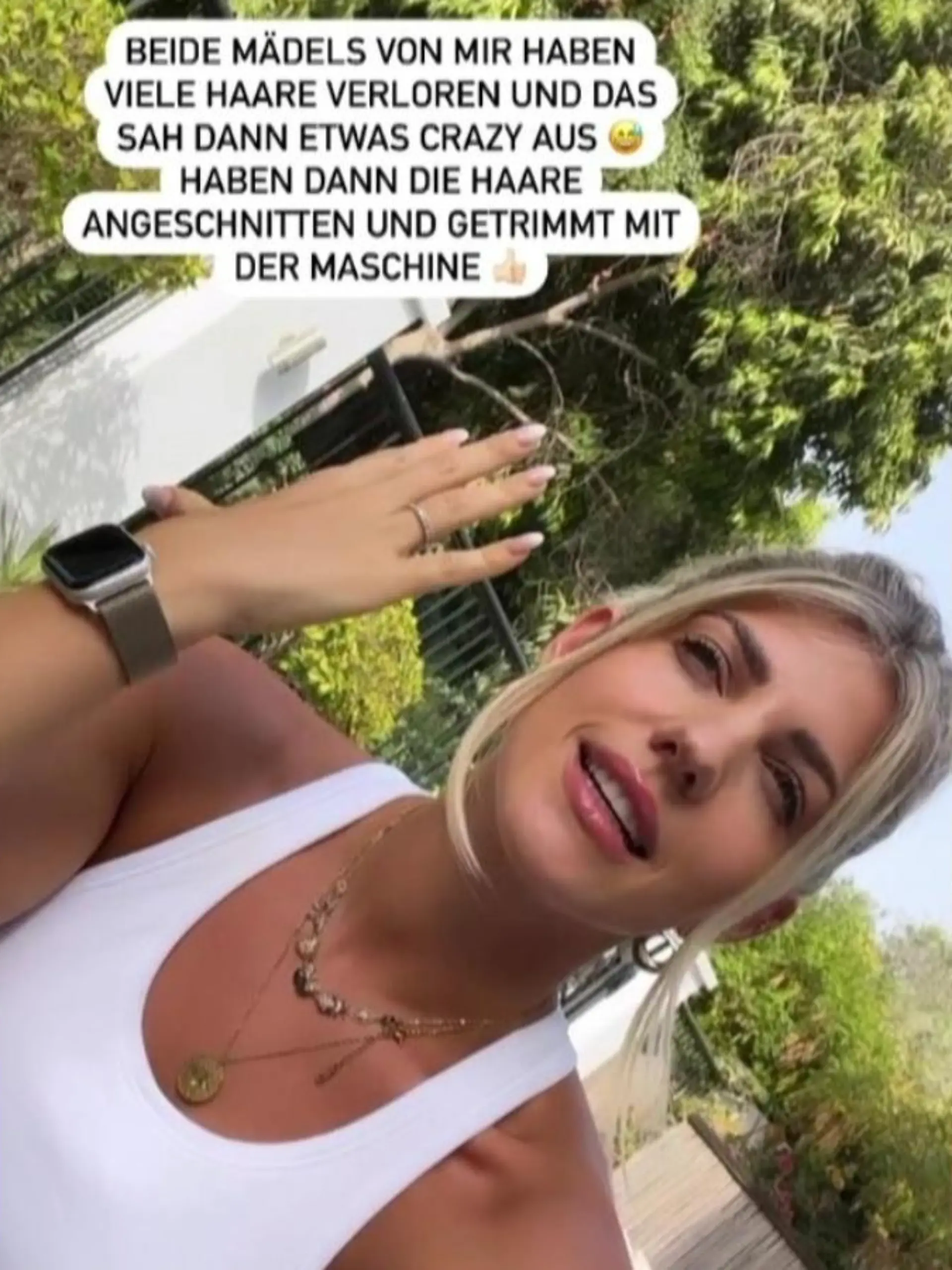 Sarah Harrison bekommt verspäteten Shitstorm, weil sie ihren Kindern als Babys die Haare abrasiert hat.