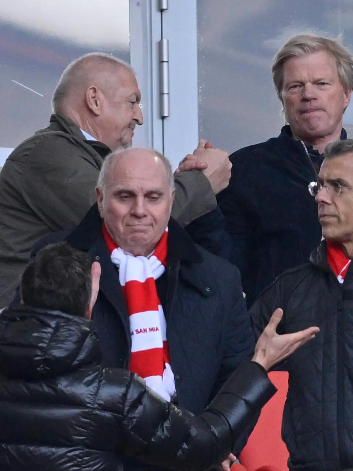 Uli Hoeneß Hoeness Ehrenpraesident Aufsichtsratsmitglied FC Bayern Muenchen FCB Oliver Kahn Vorstandsvorsitzender FC Bayern Muenchen FCB auf der Tribuene FC Bayern Muenchen FCB vs Hertha BSC Berlin 30.04.2023 DFL REGULATIONS PROHIBIT ANY USE OF PHOTOGRAPHS AS IMAGE SEQUENCES AND/OR QUASI-VIDEO FC Bayern Muenchen FCB vs Hertha BSC Berlin *** Uli Hoeneß Hoeness Honorary President Member of the Supervisory Board FC Bayern Muenchen FCB Oliver Kahn Chairman of the Board FC Bayern Muenchen FCB on the Tribune FC Bayern Muenchen FCB vs Hertha BSC Berlin 30 04 2023 DFL REGULATES PROHIBIT ANY USE OF PHOTOGRAPHS AS IMAGE SEQUENCES AND OR QUASI VIDEO FC Bayern Muenchen FCB vs Hertha BSC Berlin