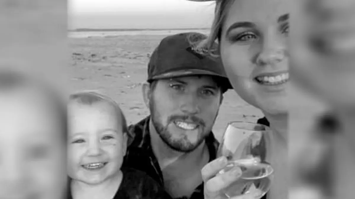 Ellie Smith und Freund Jake Gliddon mit Cleo