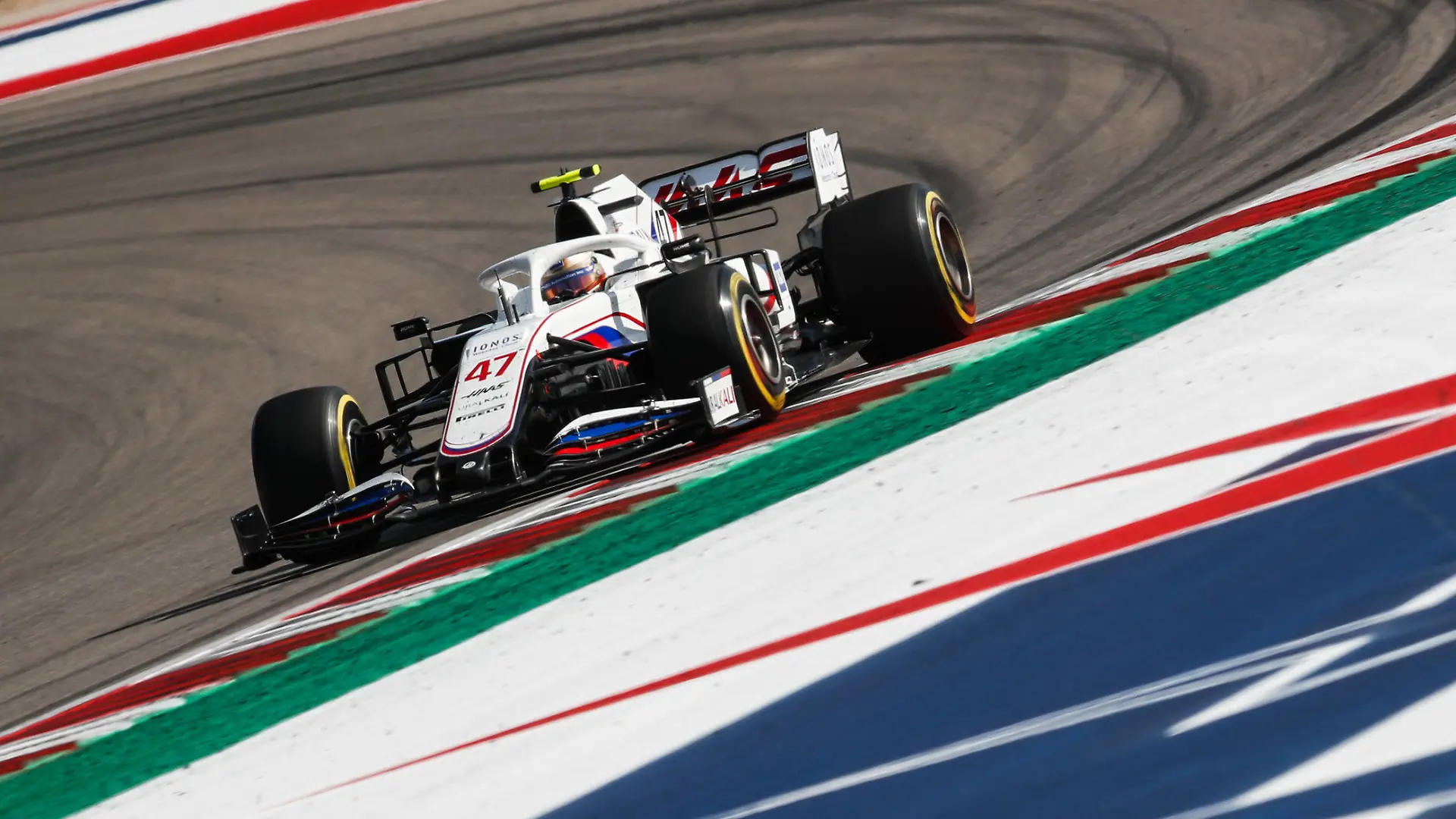  Formula 1 2021: United States GP CIRCUIT OF THE AMERICAS, UNITED STATES OF AMERICA - OCTOBER 24: Mick Schumacher, Haas VF-21 during the United States GP at Circuit of the Americas on Sunday October 24, 2021 in Austin, United States of America. Photo by Zak Mauger / LAT Images Images PUBLICATIONxINxGERxSUIxAUTxHUNxONLY GP2117_202751_54I6418