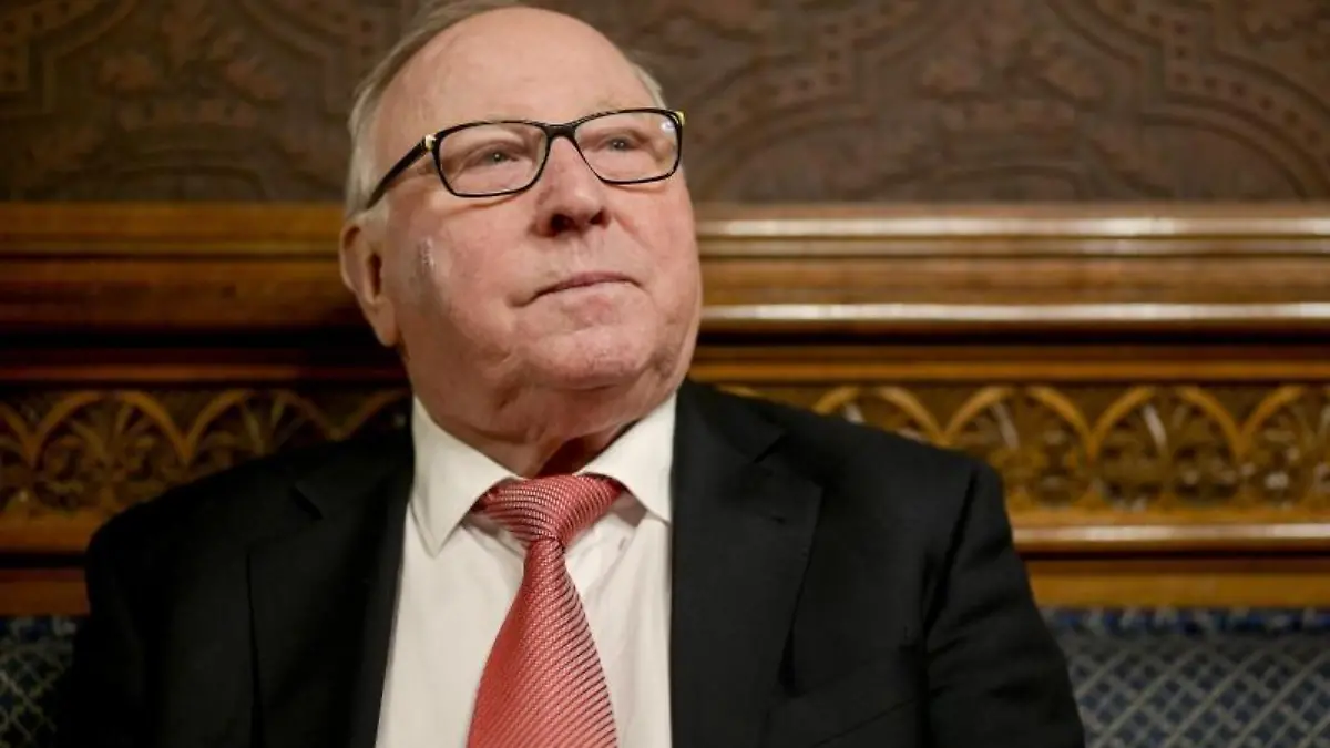 Axel Heimken