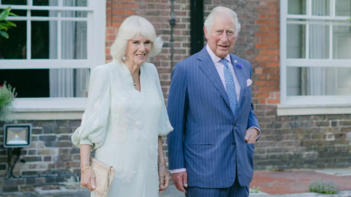 Prinz Charles betrachtet Privatunternehmen als "den Schlüssel" zur Bekämpfung der Klimakrise