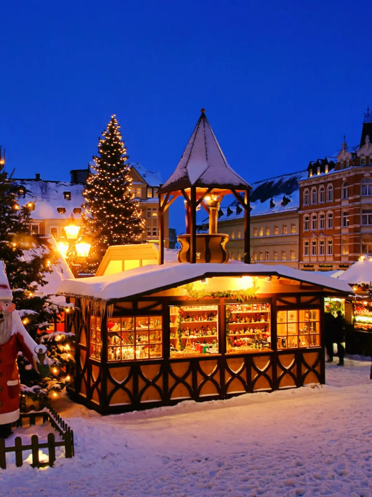 Annaberg-Buchholz Weihnachtsmarkt - Annaberg-Buchholz christmas market 15 christmas market in Snow
