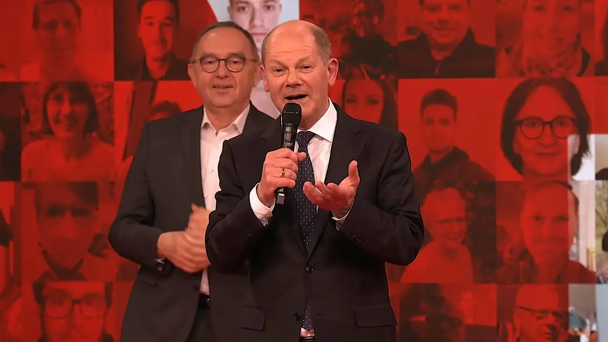 Deutschland, Berlin , 09.05.2021 Bundesparteitag der SPD Foto: SPD-Kanzlerkandidat Olaf Scholz und der SPD-Vorsitzende Norbert Walter-Borjans digitale Fotos der Uebertragung Bundesparteitag der SPD *** Germany, Berlin , 09 05 2021 Federal Party Congress of the SPD Photo SPD Chancellor Candidate Olaf Scholz and SPD Chairman Norbert Walter Borjans digital photos of the broadcast Federal Party Congress of the SPD