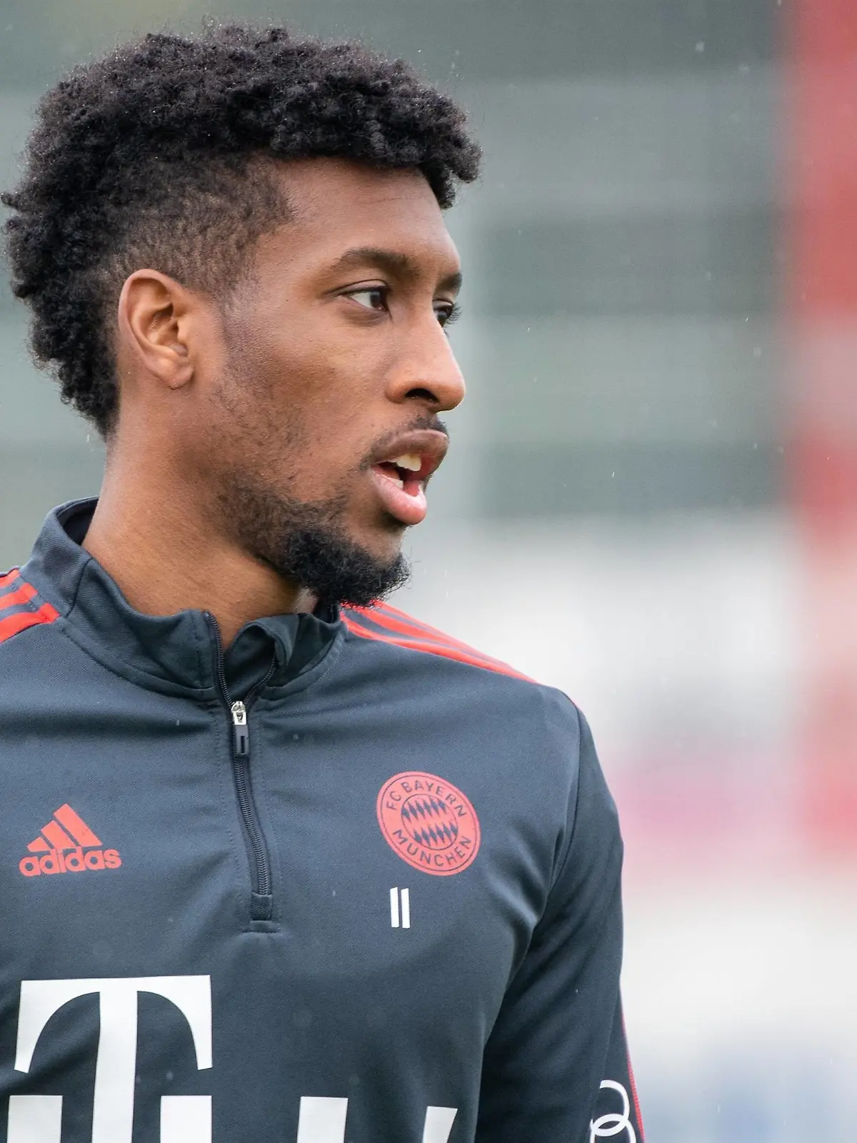  Kingsley Coman 11 FC Bayern Muenchen, FC Bayern Muenchen Training, Saison 2021/2022 an der Saebenerstrasse. 12.10.2021 Muenchen Bayern Deutschland *** Kingsley Coman 11 FC Bayern Muenchen , FC Bayern Muenchen training, 2021 2022 season at Saebenerstrasse 12 10 2021 Muenchen Bayern Germany. Copyright: xkolbert-press/UlrichxGamelx