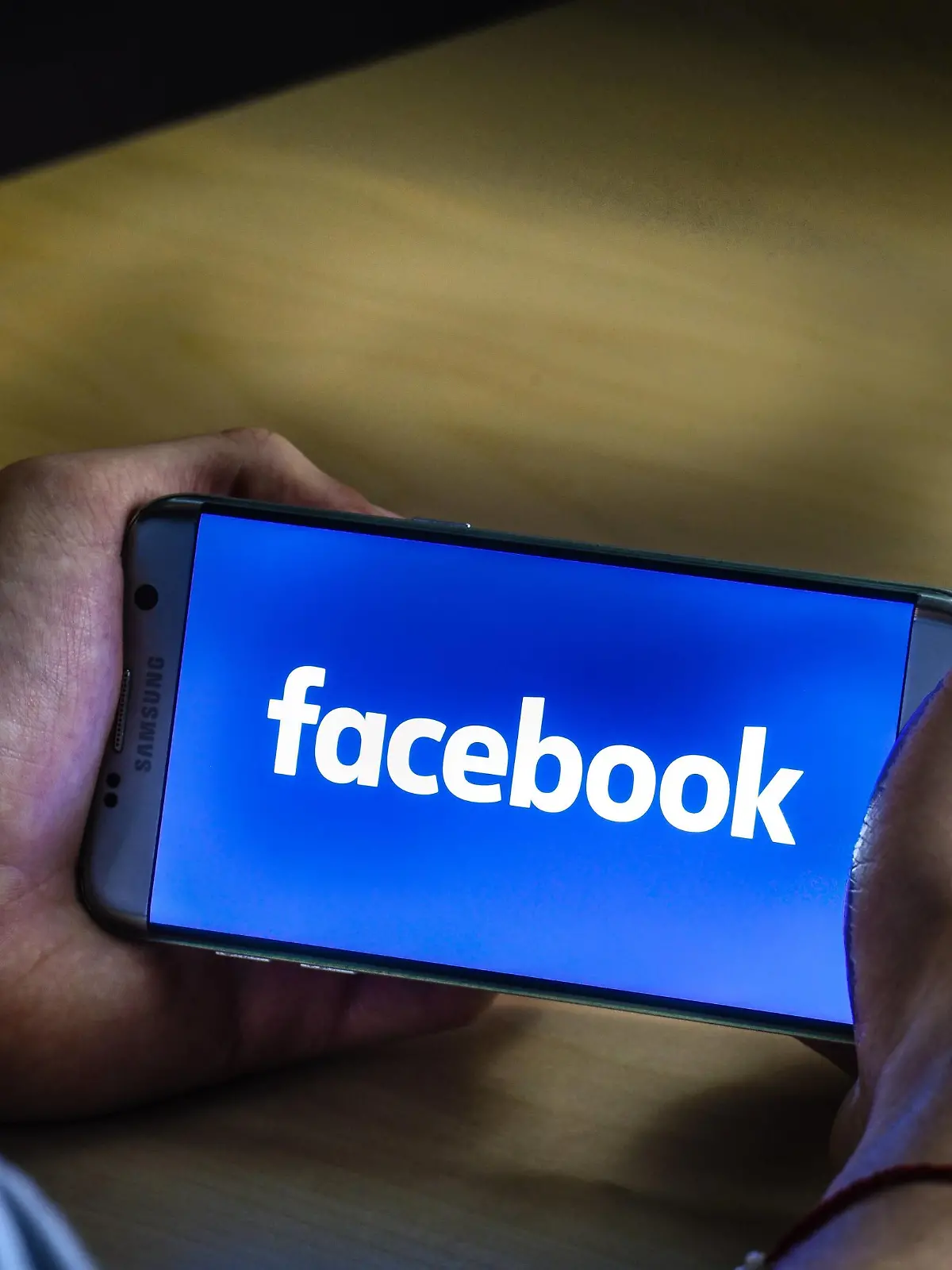  Logo Facebook *** Logo Facebook