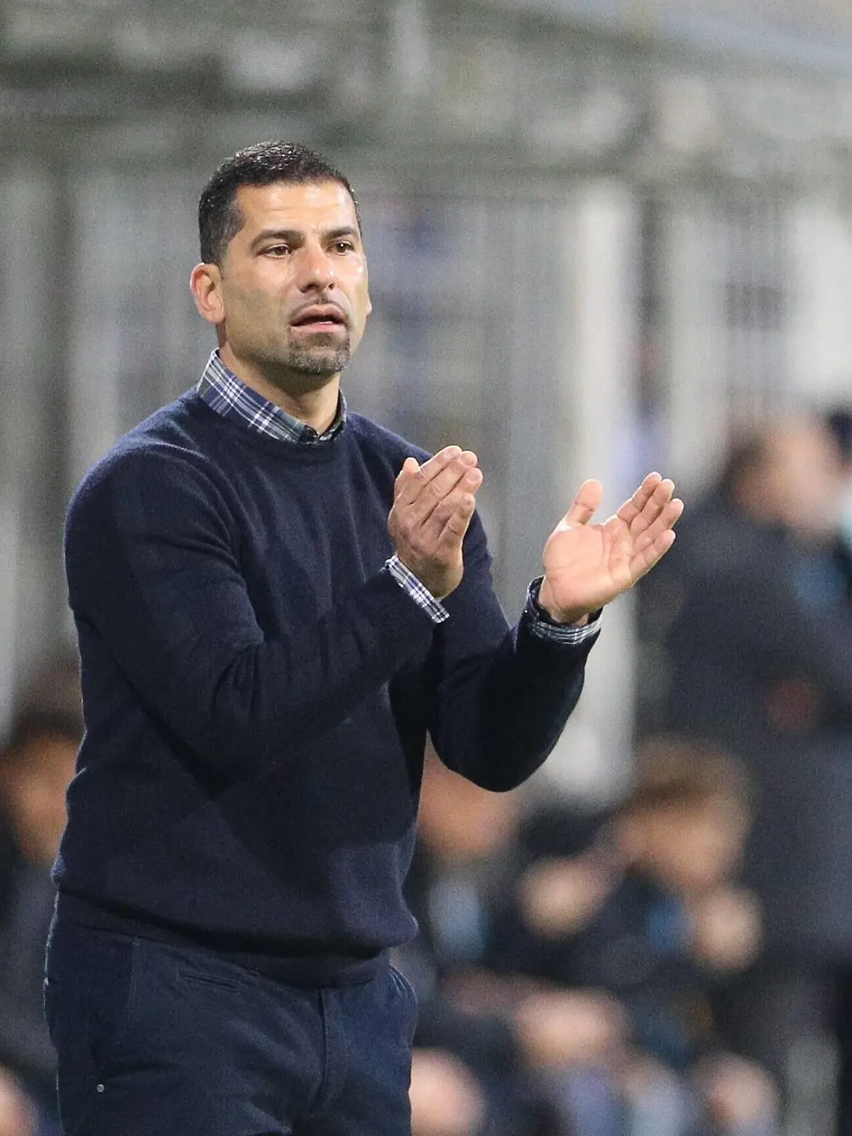  Chef-Trainer Dimitrios Grammozis FC Schalke 04, TSV 1860 Muenchen vs. FC Schalke 04, DFB-Pokal, 2. Runde, 26.10.2021 DFB regulations prohibit any use of photographs as image sequences and/or quasi-video Muenchen Bayern Deutschland *** Head coach Dimitrios Grammozis FC Schalke 04 , TSV 1860 Muenchen vs FC Schalke 04, DFB Pokal, 2 Round, 26 10 2021 DFB regulations prohibit any use of photographs as image sequences and or quasi video Muenchen Bayern Germany Copyright: xkolbert-press/ChristianxKolbertx