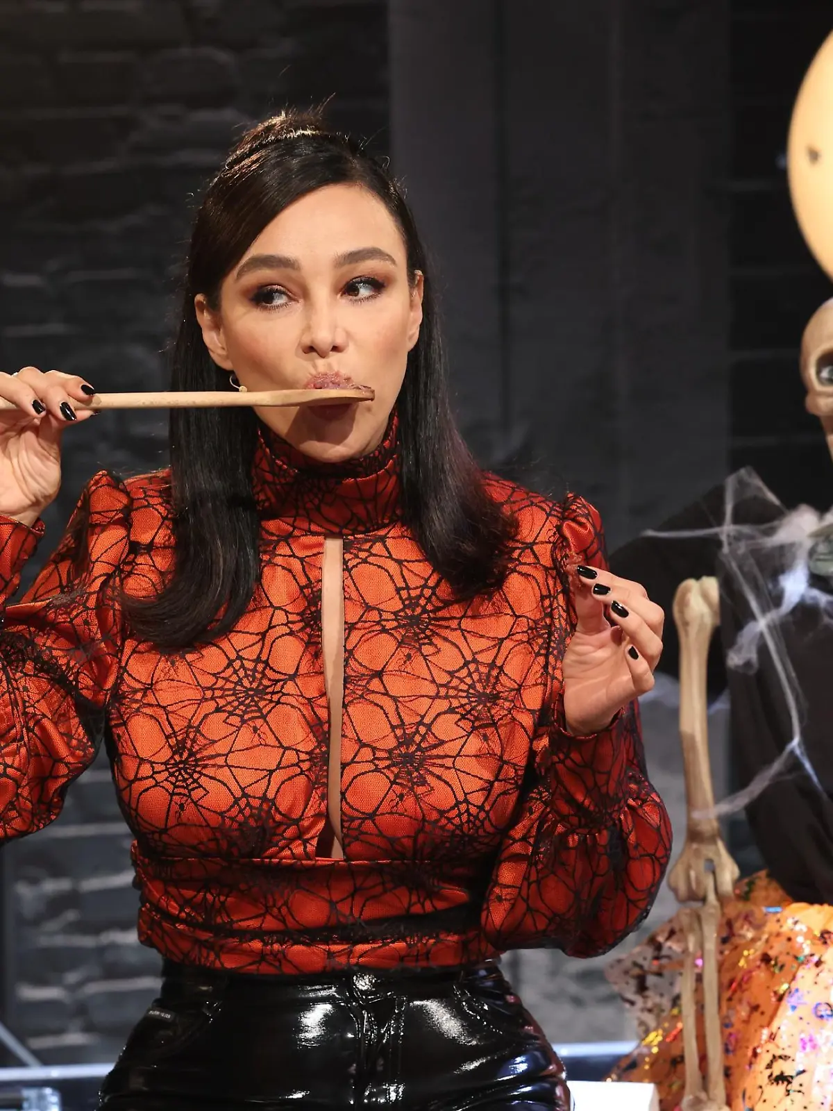 Verona Pooth.

Die Verwendung des sendungsbezogenen Materials ist nur mit dem Hinweis und Verlinkung auf TVNOW gestattet.