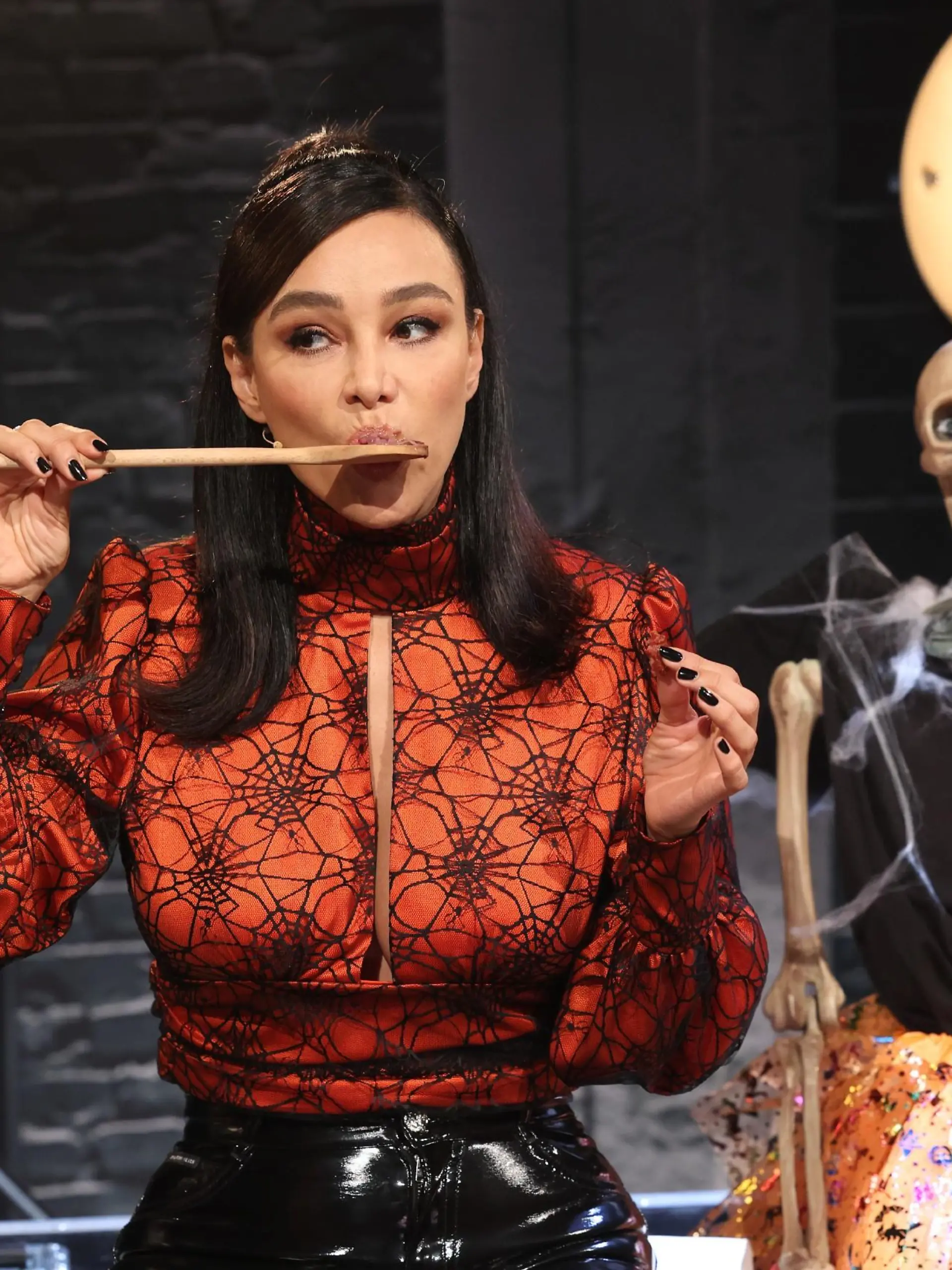 Verona Pooth.

Die Verwendung des sendungsbezogenen Materials ist nur mit dem Hinweis und Verlinkung auf TVNOW gestattet.