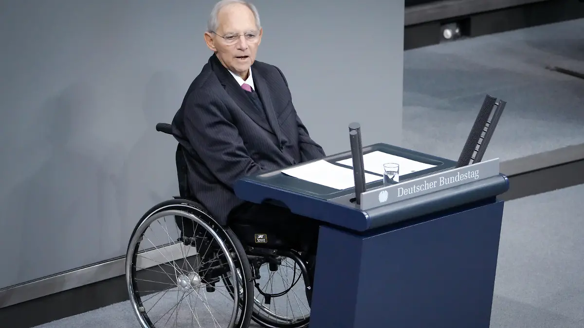 Aktuell,15.12.2022 Berlin, Dr. Wolfgang Schaeuble von der Partei CDU/CSU im Portrait bei seiner Rede zu seiner Wuerdigung von 50 Jahren Mitgliedschaft im Deutschen Bundestag bei der Sitzung des Deutschen Bundestag in Berlin