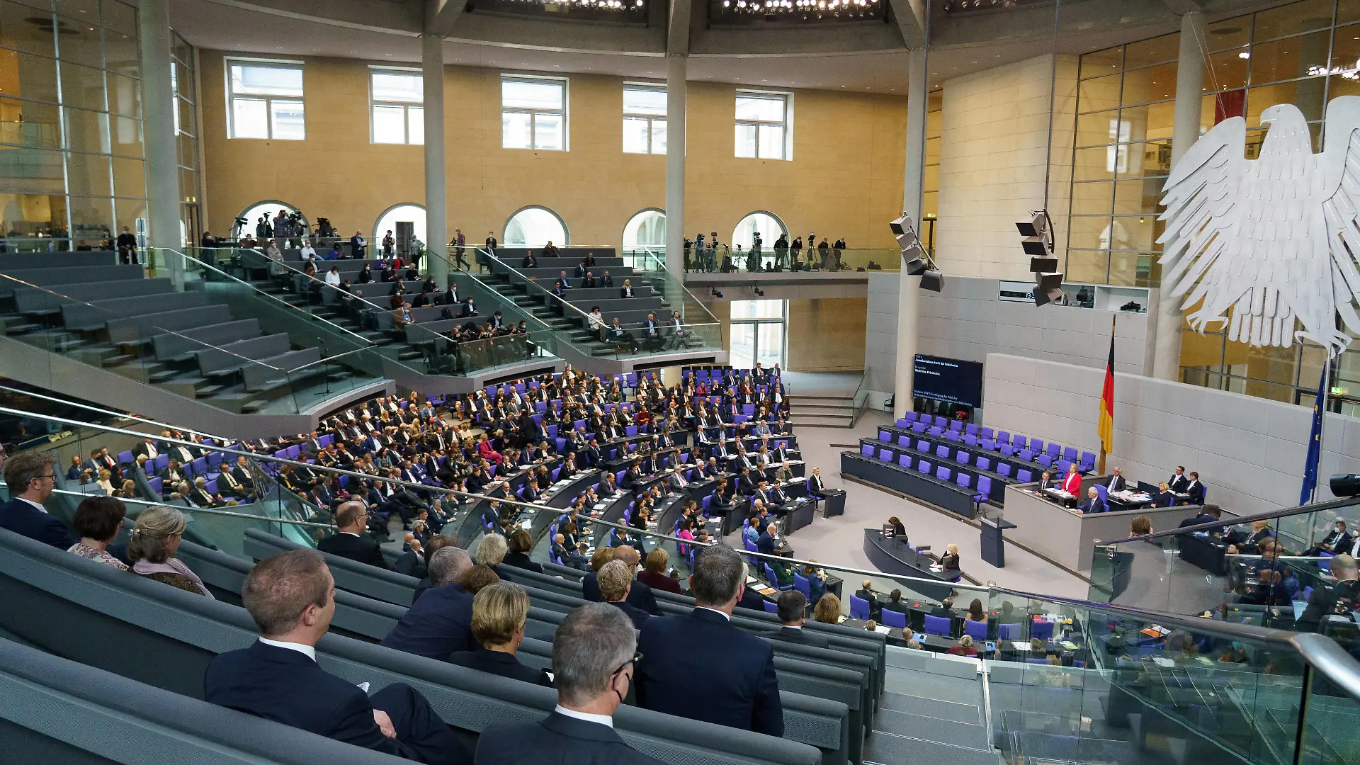 Plenarsitzung des Deutschen Bundestages - 20. Deutscher Bundestag in Berlin - Konstituierende Sitzung - Bärbel Bas, neu gewählte Bundestagspräsidentin, SPDPlenarsitzung des Deutschen Bundestages - 20. Deutscher Bundestag in Berlin - Konstituierende Sitzung - Bärbel Bas, neu gewählte Bundestagspräsidentin, SPD, Berlin Berlin Deutschland Bundestag *** Plenary Session of the German Bundestag 20 German Bundestag in Berlin Constituent Session Bärbel Bas, newly elected Bundestag President, SPD Plenary Session of the German Bundestag 20 German Bundestag in Berlin Constituent Session Bärbel Bas, newly elected Bundestag President, SPD, Berlin Berlin Germany Bundestag