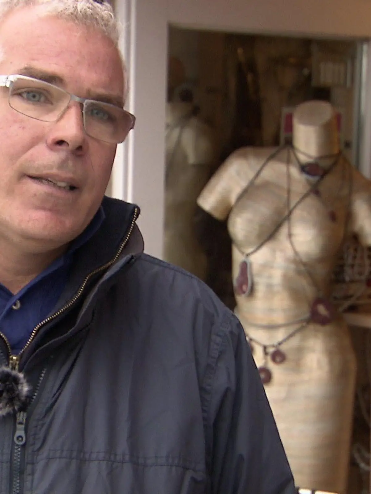 Juwelier Jan Rickmer Ludwig wurde beklaut - vielleicht von einem Nachbarn.