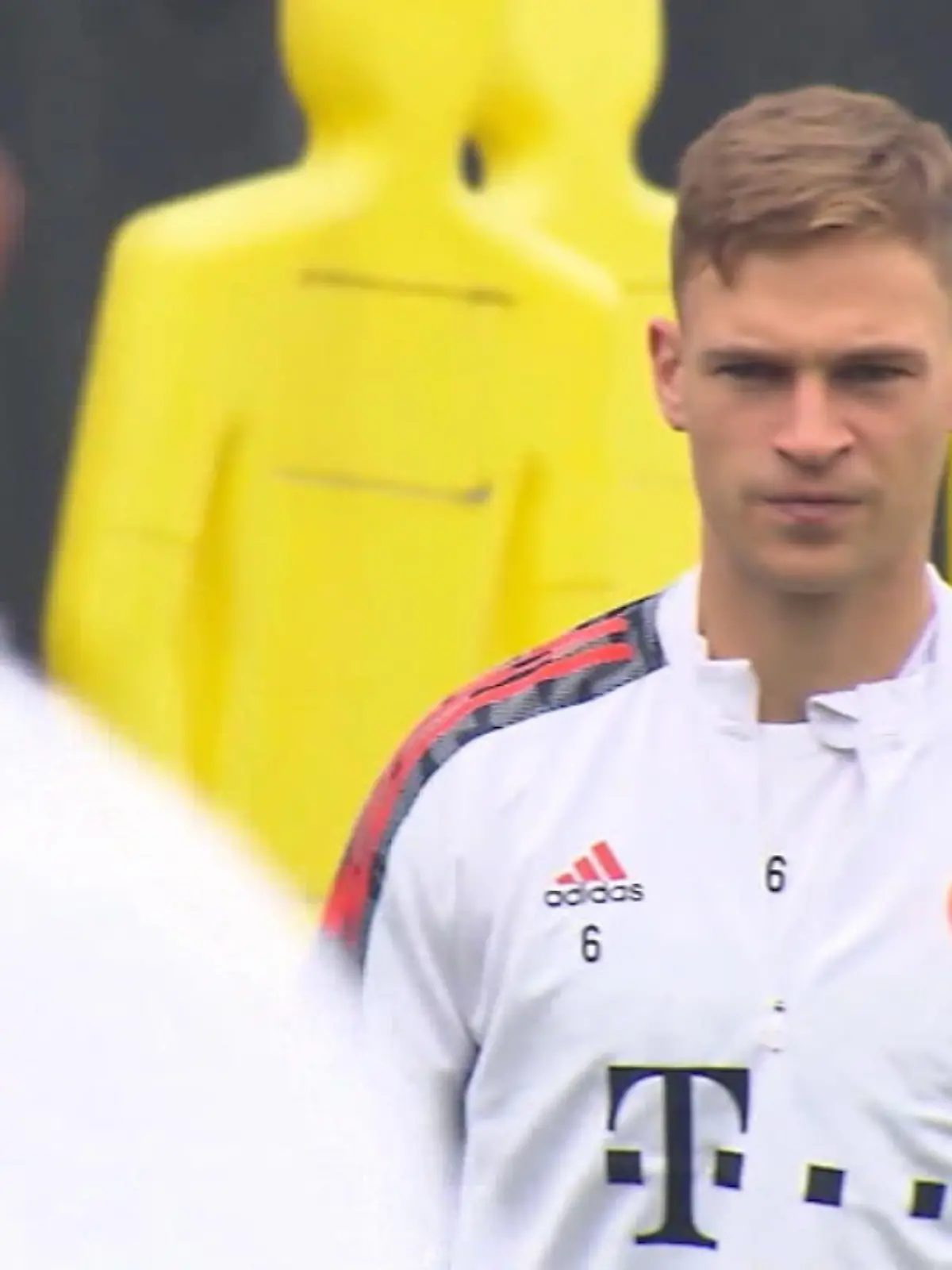 Impfdebatte um Joshua Kimmich: Der 26-Jährige hat sich bisher gegen eine Impfung gegen das Coronavirus entschieden. Diese Aussage hat seit dem Wochenende für viel Diskussion gesorgt.