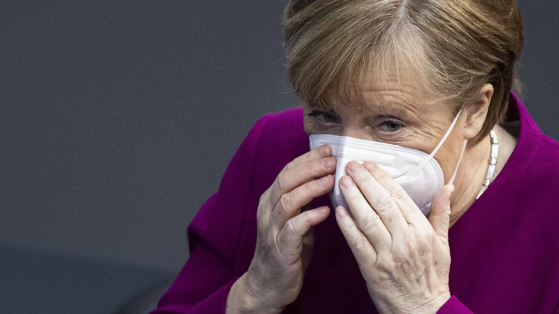 Angela Merkel, Bundeskanzlerin, aufgenommen vor einer Regierungserklaerung im Deutschen Bundestag in Berlin, 25.03.2021. Bundeskanzlerin Merkel spricht in ihrer Regierungserklaerung ueber den Europaeischen Rat sowie zu den Beschluessen der Ministerpraesidentenkonferenz zur Bewaeltigung der Corona-Pandemie. Berlin Deutschland *** Angela Merkel, German Chancellor, recorded before a government statement in the German Bundestag in Berlin, 25 03 2021 Chancellor Merkel speaks in her government statement about the European Council as well as about the decisions of the Conference of Ministers to deal with the Corona Pandemic Berlin Germany Copyright: xFlorianxGaertner/photothek.dex