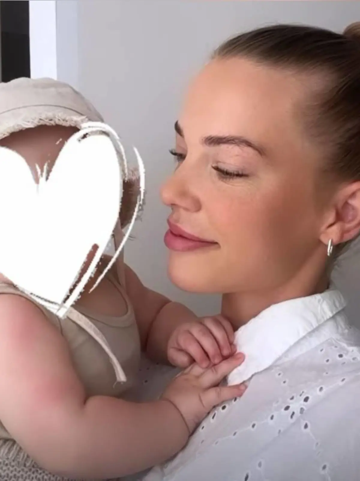 Laura Maria Rypa mit Sohn Leano