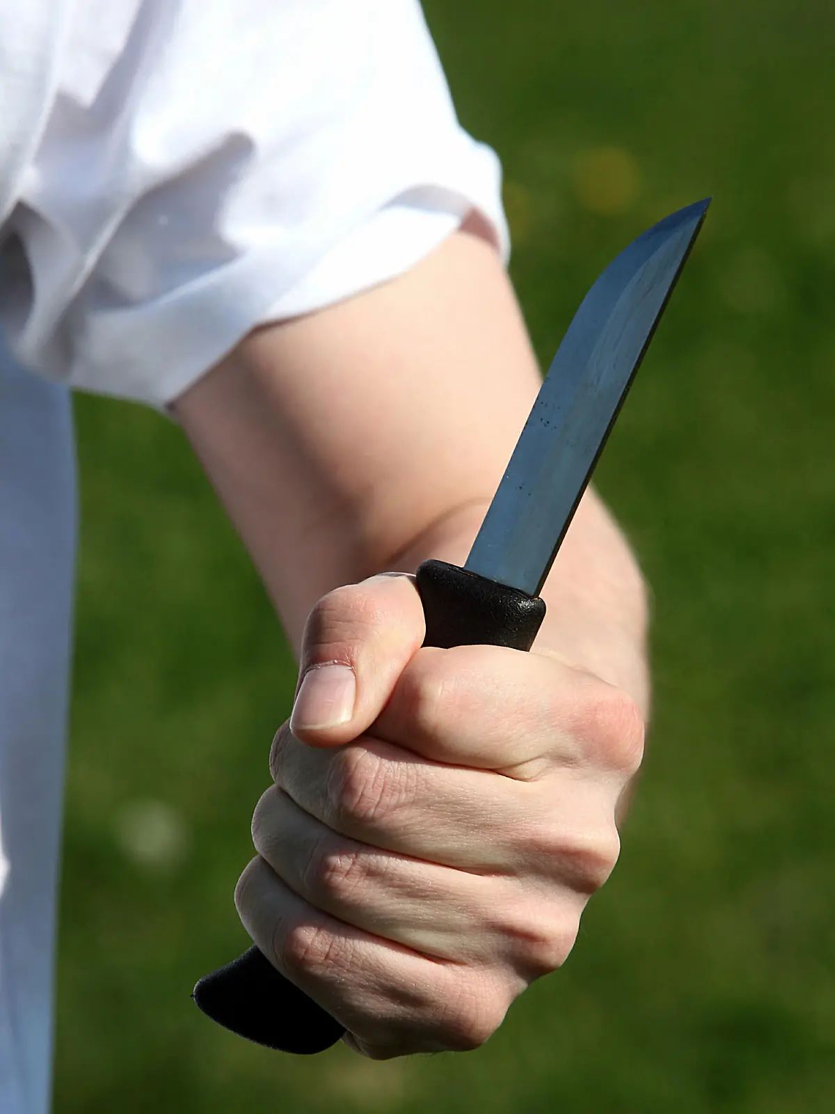 Violence.  Knife in man's hand./ MODEL RELEASED. Foto: LEHTIKUVA / Martti Kainulainen +++(c) dpa - Report+++