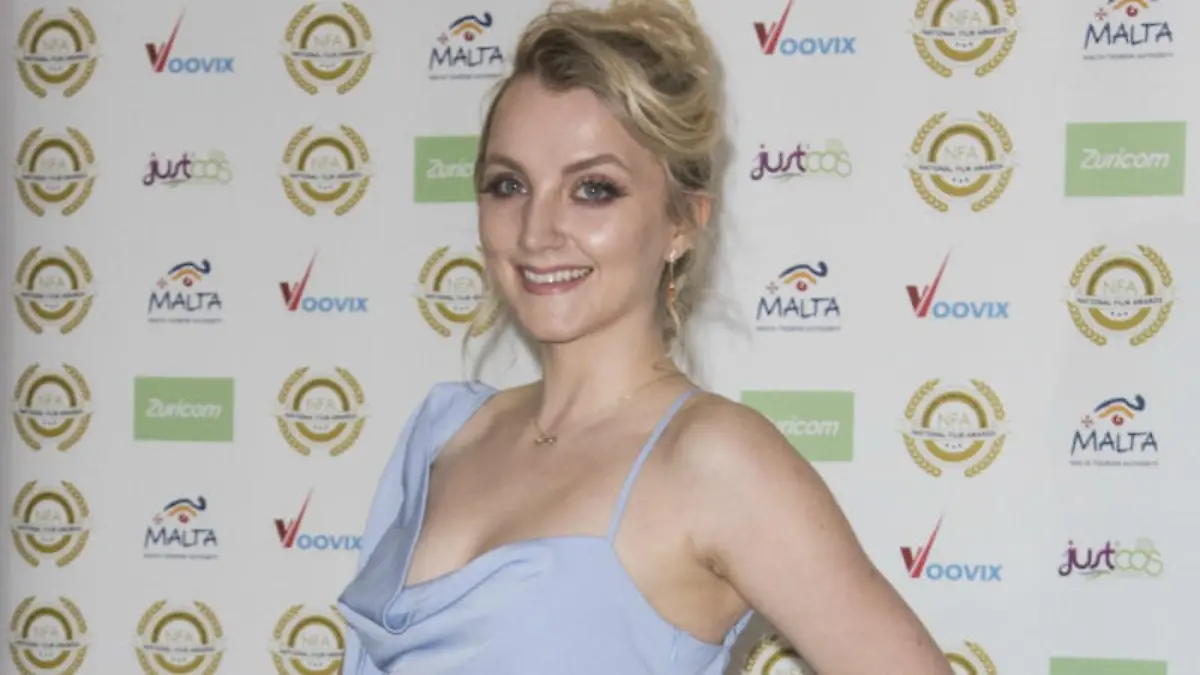 Evanna Lynch hat sich selbst getrollt