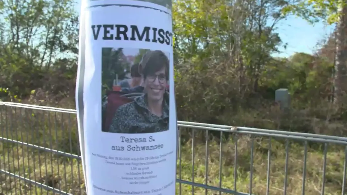 Diese Suchzettel sollen helfen, Teresa wiederzufinden.