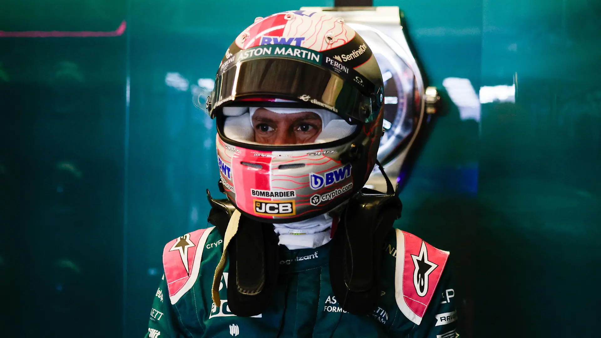 Formula 1 2021: United States GP CIRCUIT OF THE AMERICAS, UNITED STATES OF AMERICA - OCTOBER 23: Sebastian Vettel, Aston Martin during the United States GP at Circuit of the Americas on Saturday October 23, 2021 in Austin, United States of America. Photo by Glenn Dunbar / LAT Images Images PUBLICATIONxINxGERxSUIxAUTxHUNxONLY GP2117_165658_J5A1054