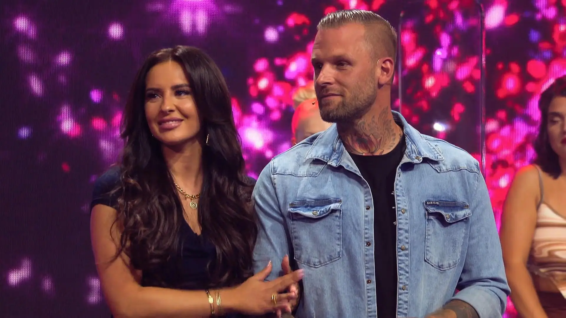 Rebecca erobert Flos Fußball-Herz im Sturm Perfektes Match bei "Take Me Out"?