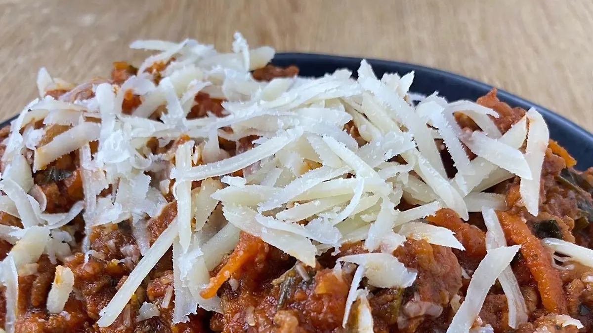 Ebenfalls von Koch Steffen Henssler empfohlen: Ein Rezept für Spaghetti Bolognese.