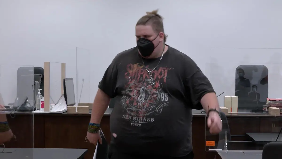 Der Youtuber "Drachenlord" steht in Nürnberg vor Gericht.