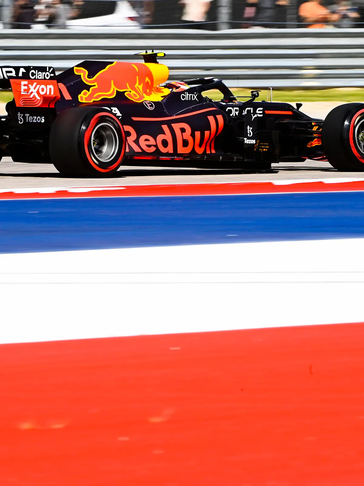  Formula 1 2021: United States GP CIRCUIT OF THE AMERICAS, UNITED STATES OF AMERICA - OCTOBER 22: Sergio Perez, Red Bull Racing RB16B during the United States GP at Circuit of the Americas on Friday October 22, 2021 in Austin, United States of America. Photo by Mark Sutton / Sutton Images Images PUBLICATIONxINxGERxSUIxAUTxHUNxONLY GP2117_170659_MS27448