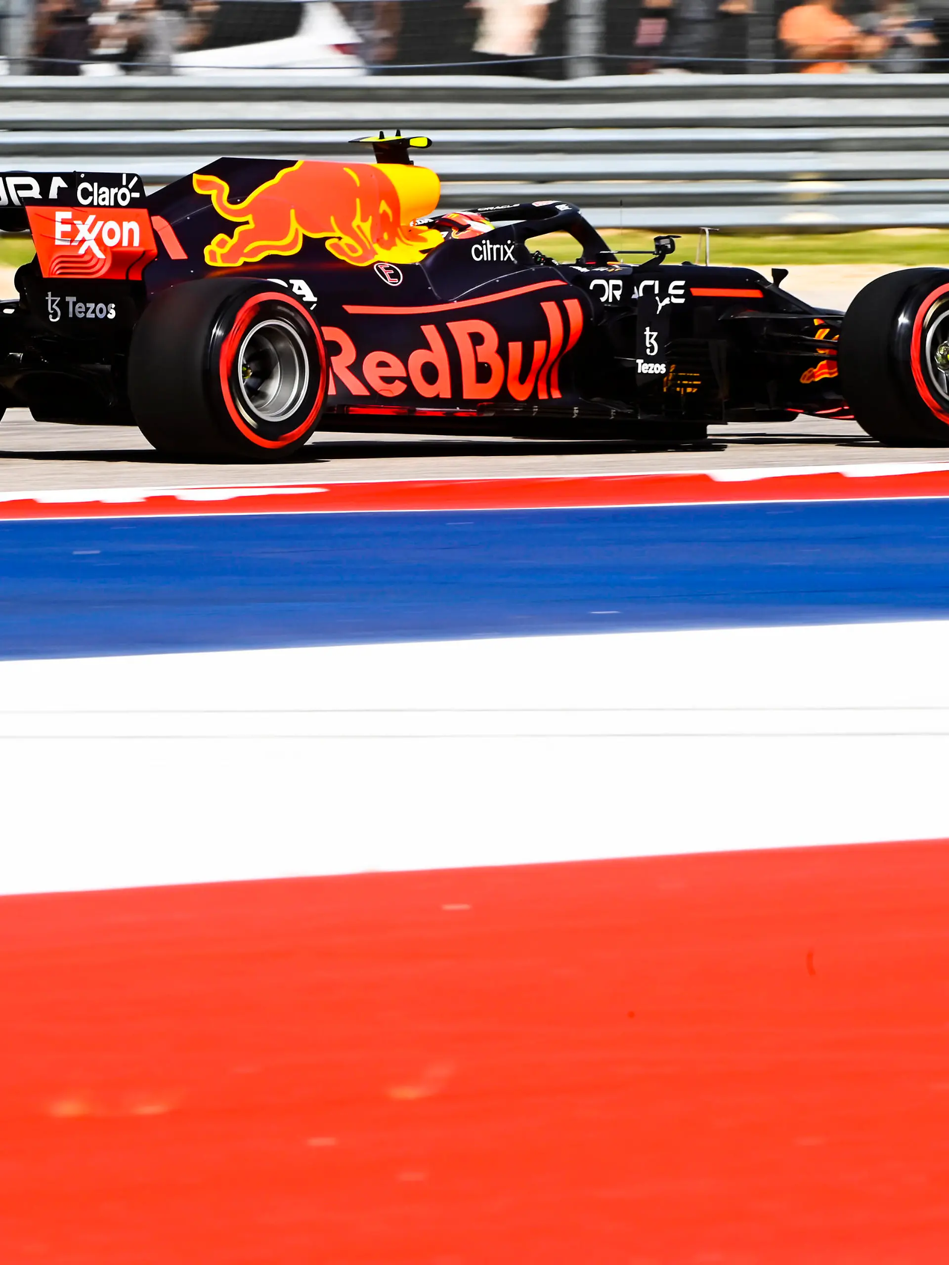  Formula 1 2021: United States GP CIRCUIT OF THE AMERICAS, UNITED STATES OF AMERICA - OCTOBER 22: Sergio Perez, Red Bull Racing RB16B during the United States GP at Circuit of the Americas on Friday October 22, 2021 in Austin, United States of America. Photo by Mark Sutton / Sutton Images Images PUBLICATIONxINxGERxSUIxAUTxHUNxONLY GP2117_170659_MS27448
