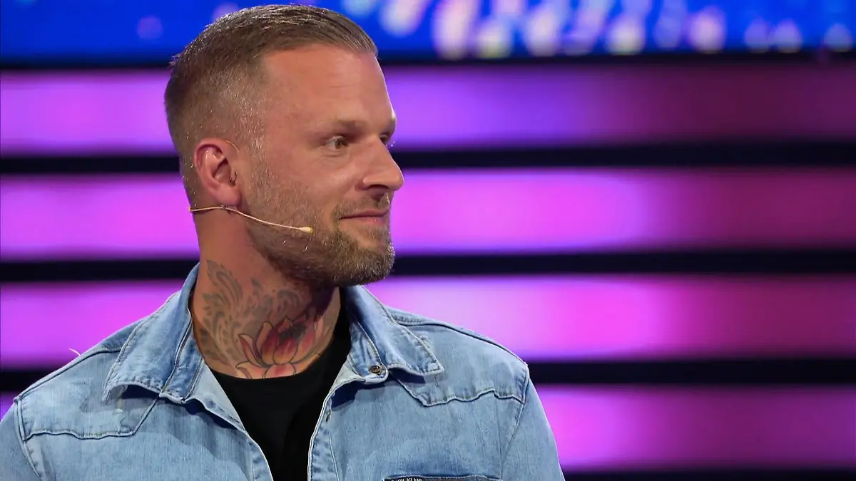Die Single-Ladys sehen Rapper Kontra K in Kandidat Flo Hingucker bei "Take Me Out"