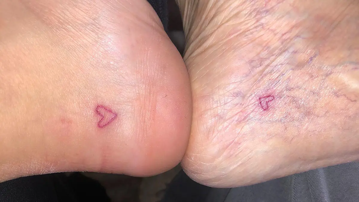 Tattoo als Freundschaftsbeweis - Enkelin Gianna und Oma Irene