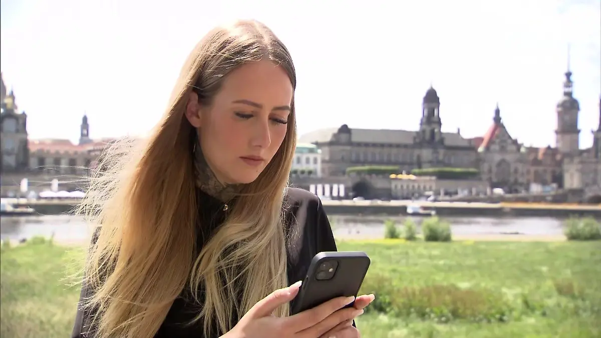 Deutschlandweit erfährt Emely eine riesige Welle der Solidarität. Doch die Altenpflegerin kassiert auch Drohungen von Internet-Rambos.