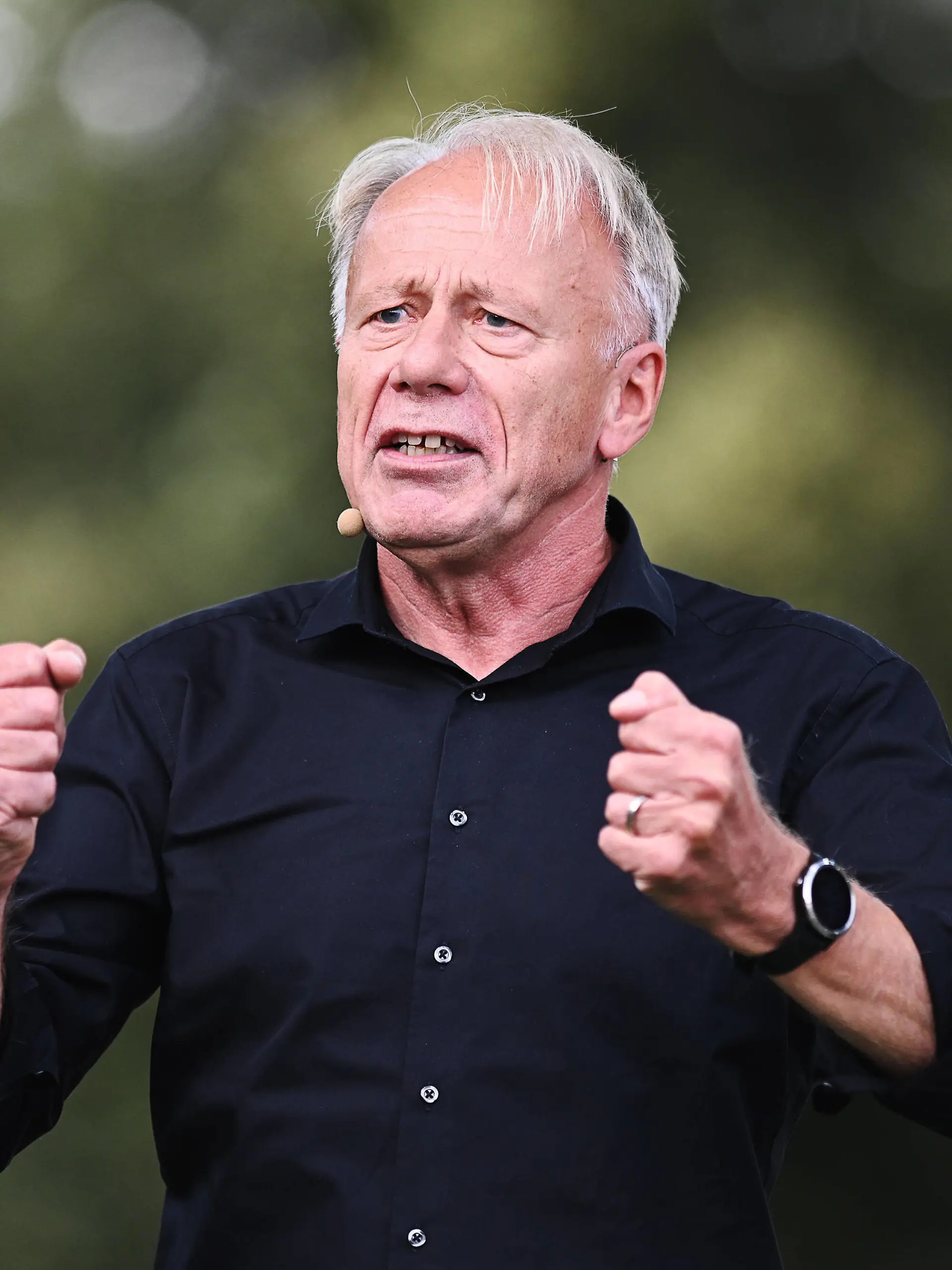  Wahlkampf Bündnis 90 / Die Grünen 23.09.2021, Göttingen --- Jürgen Trittin, Bundestagskandidat, spricht beim Wahlkampf des Kreisverband Göttingen von Bündnis 90/Die Grünen auf dem Albaniplatz in Göttingen. Göttingen Niedersachsen Deutschland *** Election campaign Bündnis 90 Die Grünen 23 09 2021, Göttingen Jürgen Trittin, Bundestag candidate, speaks at the election campaign of the district association Göttingen of Bündnis 90 Die Grünen at the Albaniplatz in Göttingen Göttingen Lower Saxony Germany