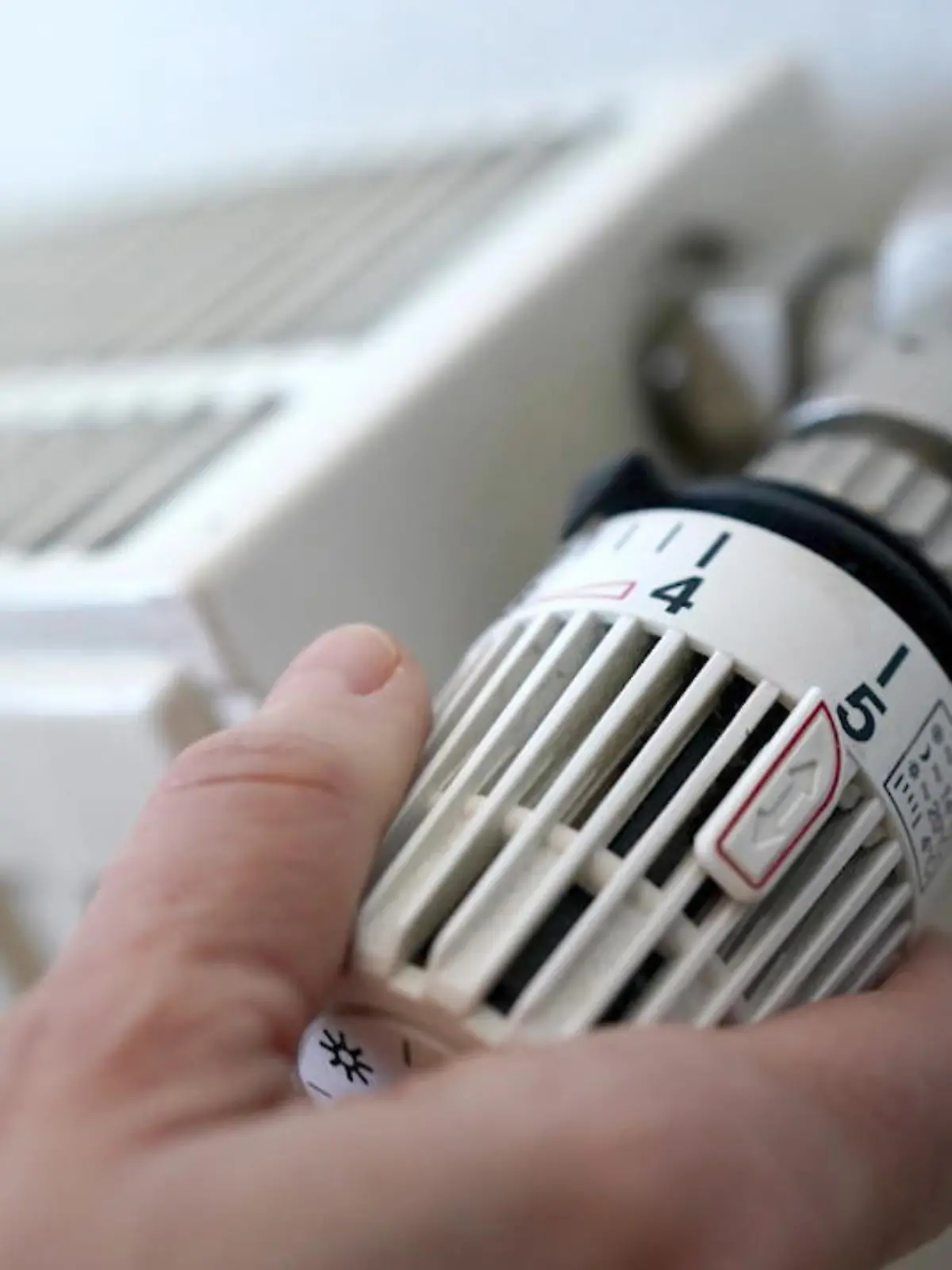 Wirtschaftsminister Robert Habeck wird seit Wochen für sein Heizungs-Gesetz heftig kritisiert. Viele Menschen sind verunsichert, fragen sich: Was kommt da auf uns zu? Wichtige Fragen! Wir haben die Antworten.