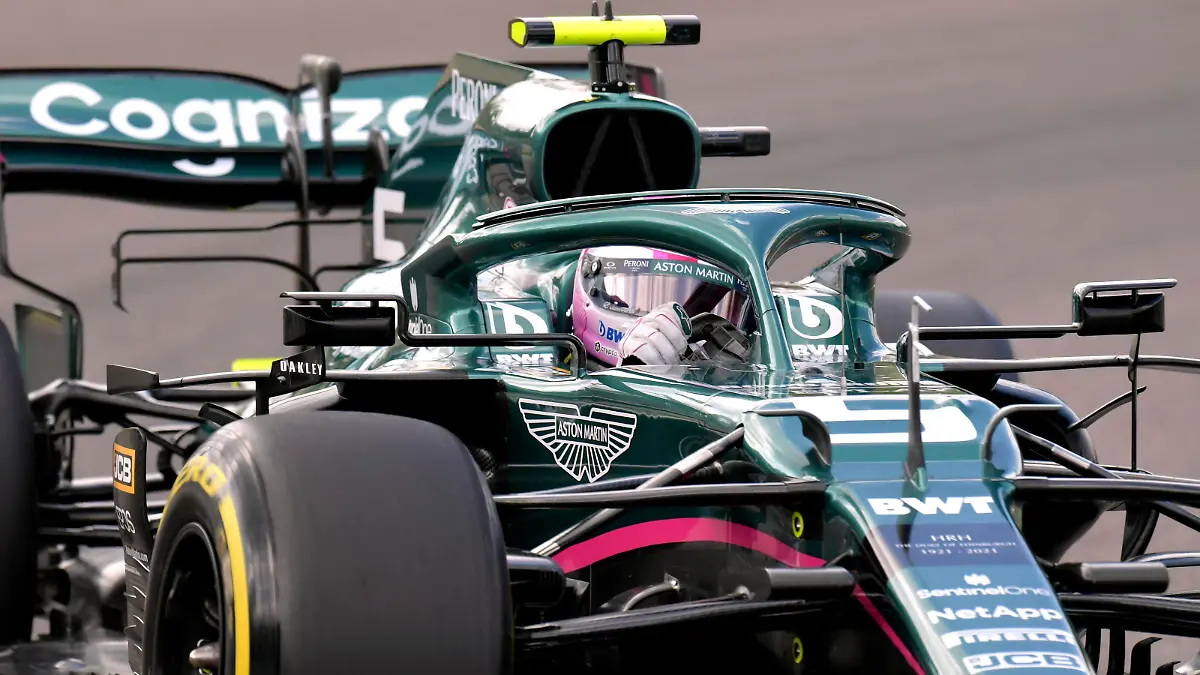  VETTEL Sebastian Aston Martin F1 Team FIA Formel 1 Saison 2021 in Imola am 17. 04. 2021 in Imola *** VETTEL Sebastian Aston Martin F1 Team FIA Formula 1 Season 2021 at Imola on 17 04 2021 at Imola