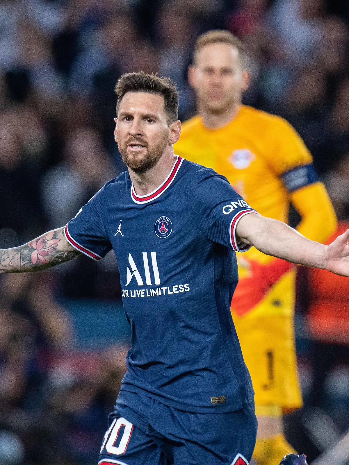  PARIS, FRANCE - OCTOBER 19: Lionel Messi of Paris Saint-Germain celebrate after scoring hes 2nd goal during the UEFA Champions League group A match between Paris Saint-Germain and RB Leipzig at Parc des Princes on October 19, 2021 in Paris, Paris Saint-Germain v RB Leipzig: Group A - UEFA Champions League Copyright: xSebastianxFrejx