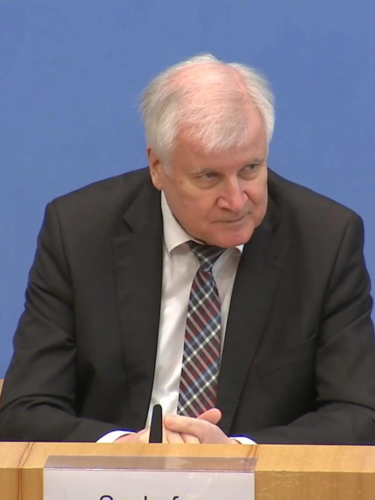 Bundesinnenminister Horst Seehofer (CSU) informiert über die akuelle Lage zur Migration.