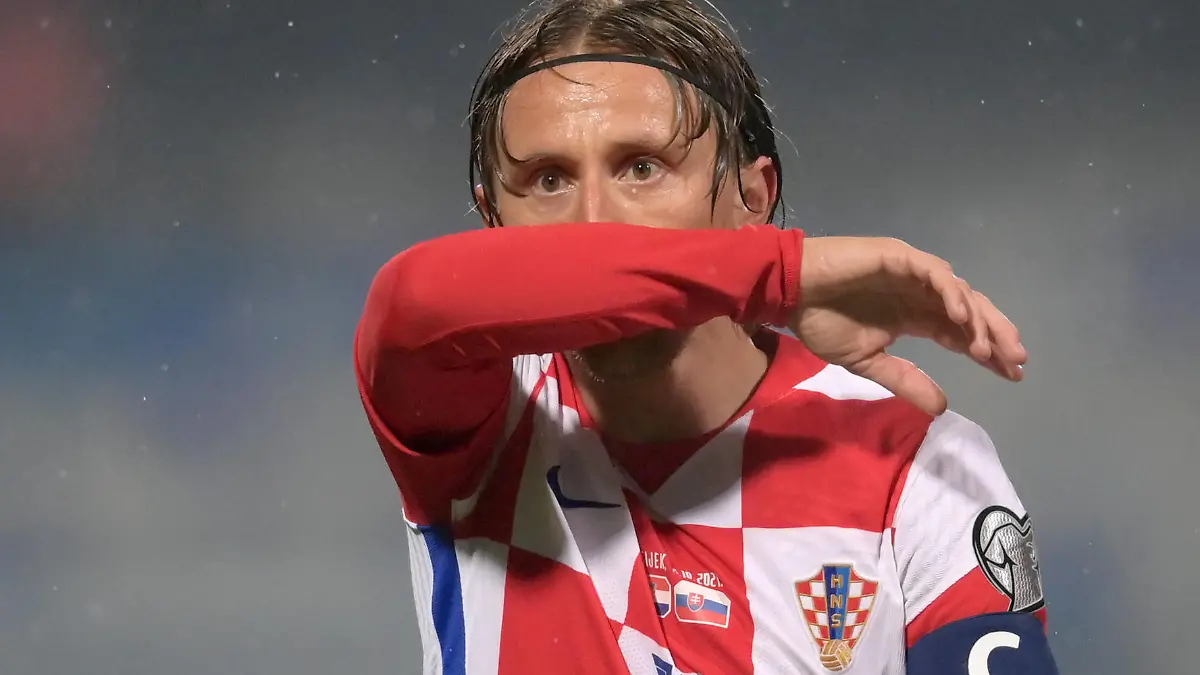 Fußball, WM Quali, Kroatien - Slowakei Croatia v Slovakia - 2022 FIFA World Cup, WM, Weltmeisterschaft, Fussball Qualifier Luka Modric of Croatia celebrates a goal during the 2022 FIFA World Cup Group H Qualifier match between Croatia and Slovakia at Gradski Vrt Stadium on October 11, 2021 in Osijek, Croatia. IgorxSoban/PIXSELL