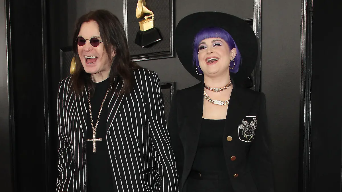 Los Angeles, California - 62nd Annual GRAMMY Awards held at Staples Center. 

Photo Credit: AdMedia

Pictured: Bonnie Raitt,Ozzy Osbourne,Kelly Osbourne
Ref: SPL5143308 270120 NON-EXCLUSIVE
Picture by: AdMedia / SplashNews.com

Splash News and Pictures
Los Angeles: 310-821-2666
New York: 212-619-2666
London: +44 (0)20 7644 7656
Berlin: +49 175 3764 166
photodesk@splashnews.com

World Rights, 

