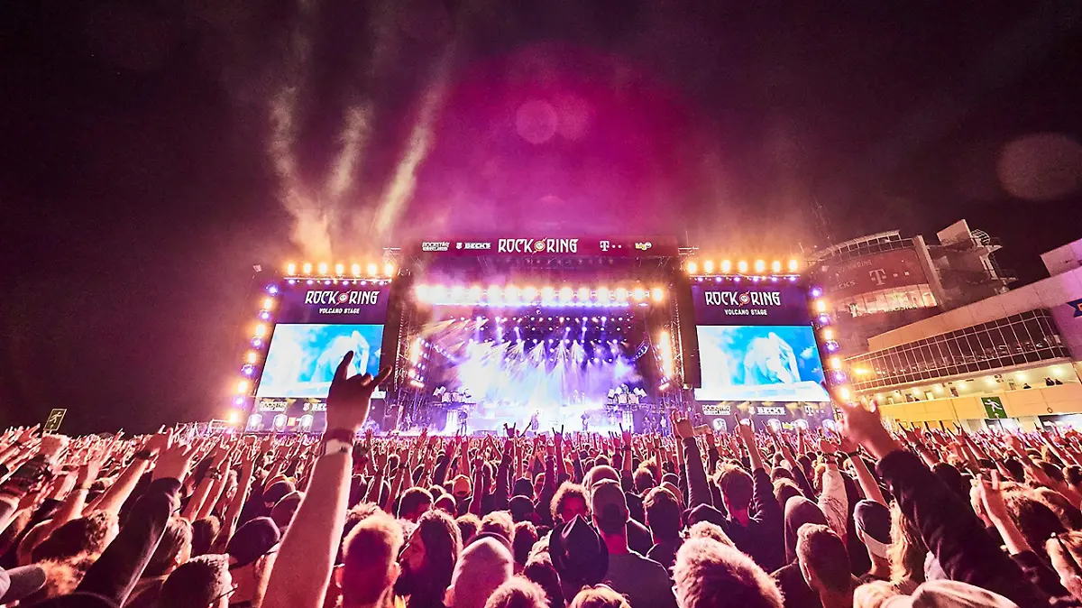 Eindrücke vom traditionsreichsten Rockfestival Deutschlands.
Die Verwendung des sendungsbezogenen Materials ist nur mit dem Hinweis und Verlinkung auf RTL+ gestattet.