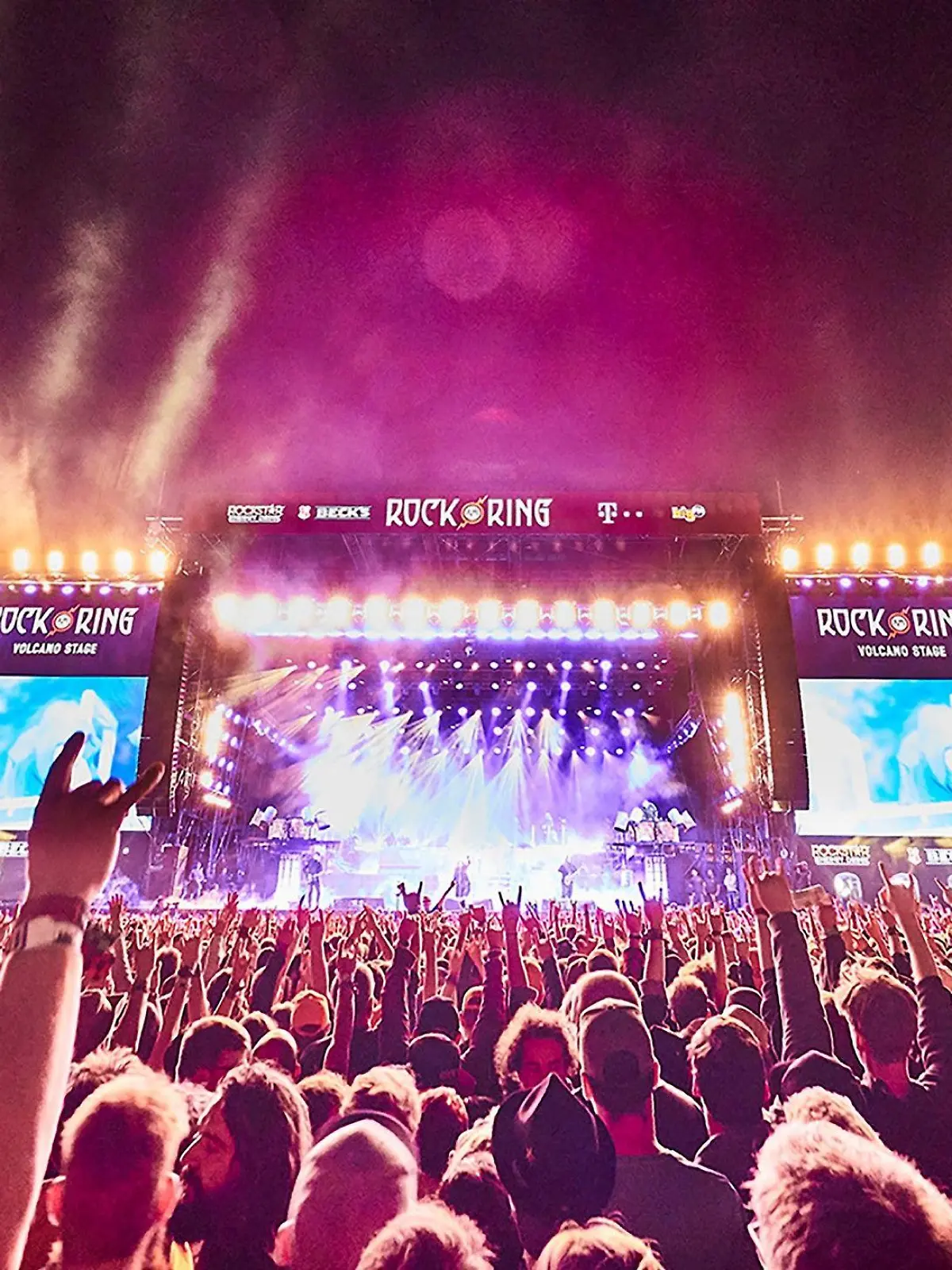 Eindrücke vom traditionsreichsten Rockfestival Deutschlands.

Die Verwendung des sendungsbezogenen Materials ist nur mit dem Hinweis und Verlinkung auf RTL+ gestattet.